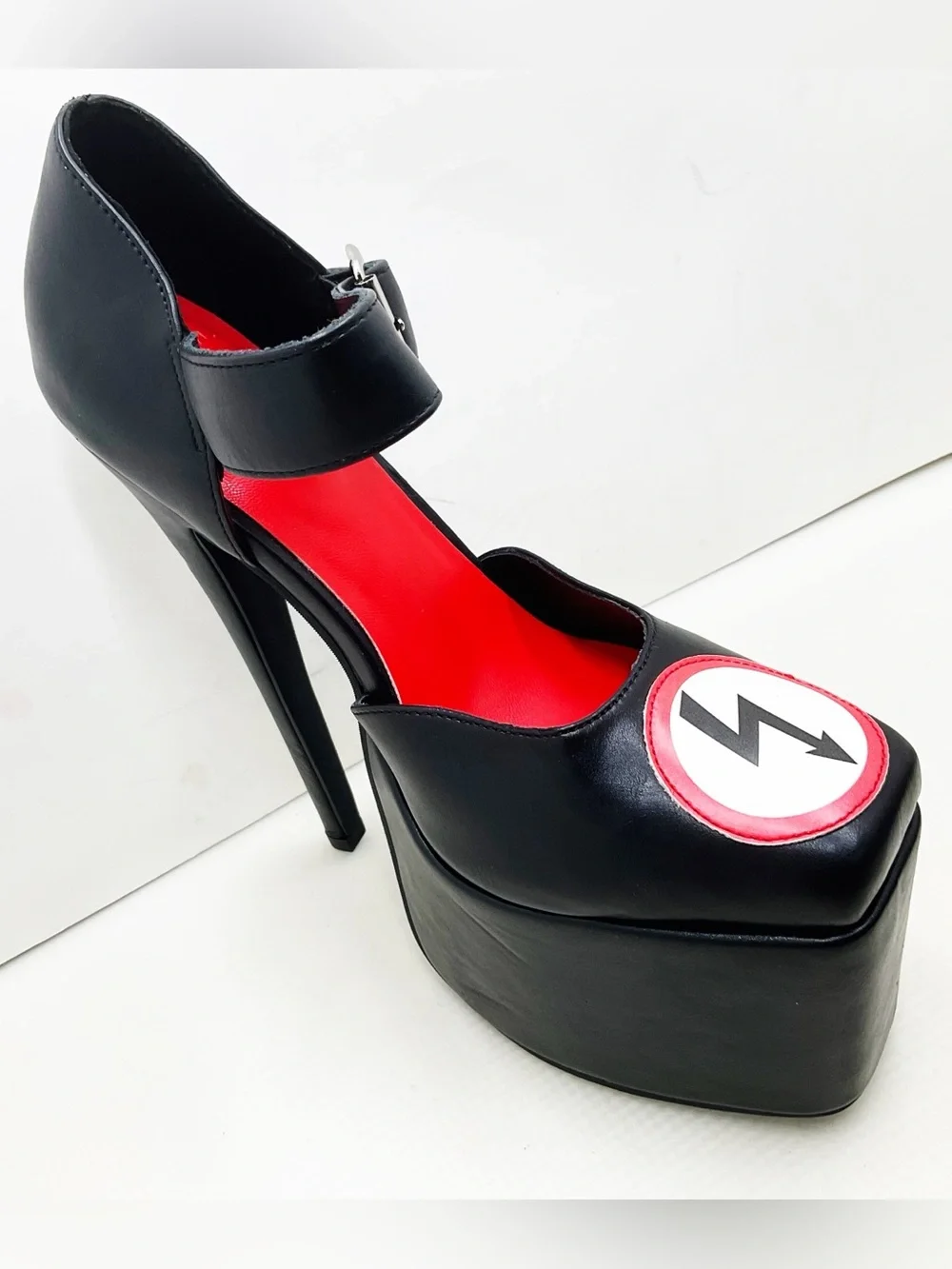 🆕{Dolls Kill x Marilyn Manson} Unreleased Marilyn Manson collaboration Platform